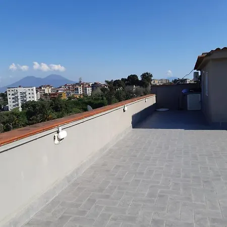 Il Rifugio Degli Artisti Naples